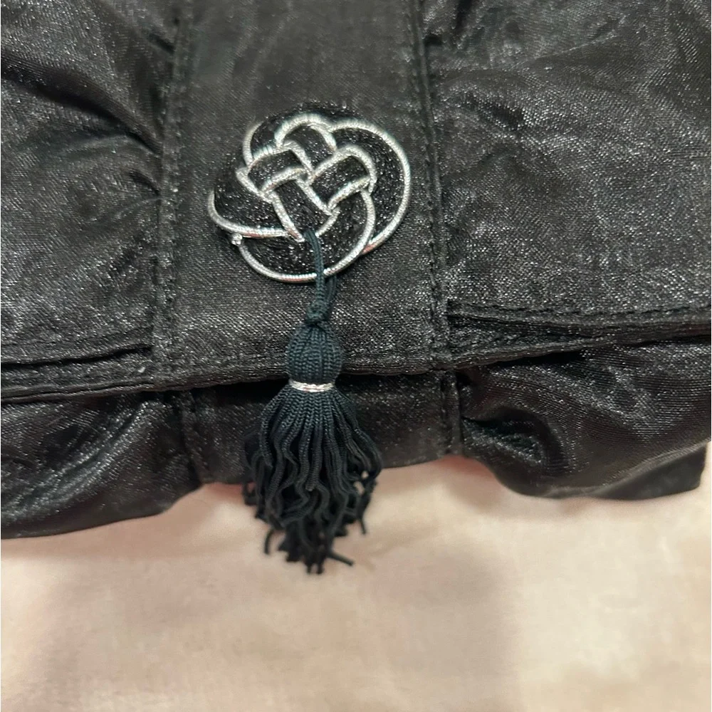 White House Black Market Black Bow Wristlet, Rare Find - Picture 3 of 6